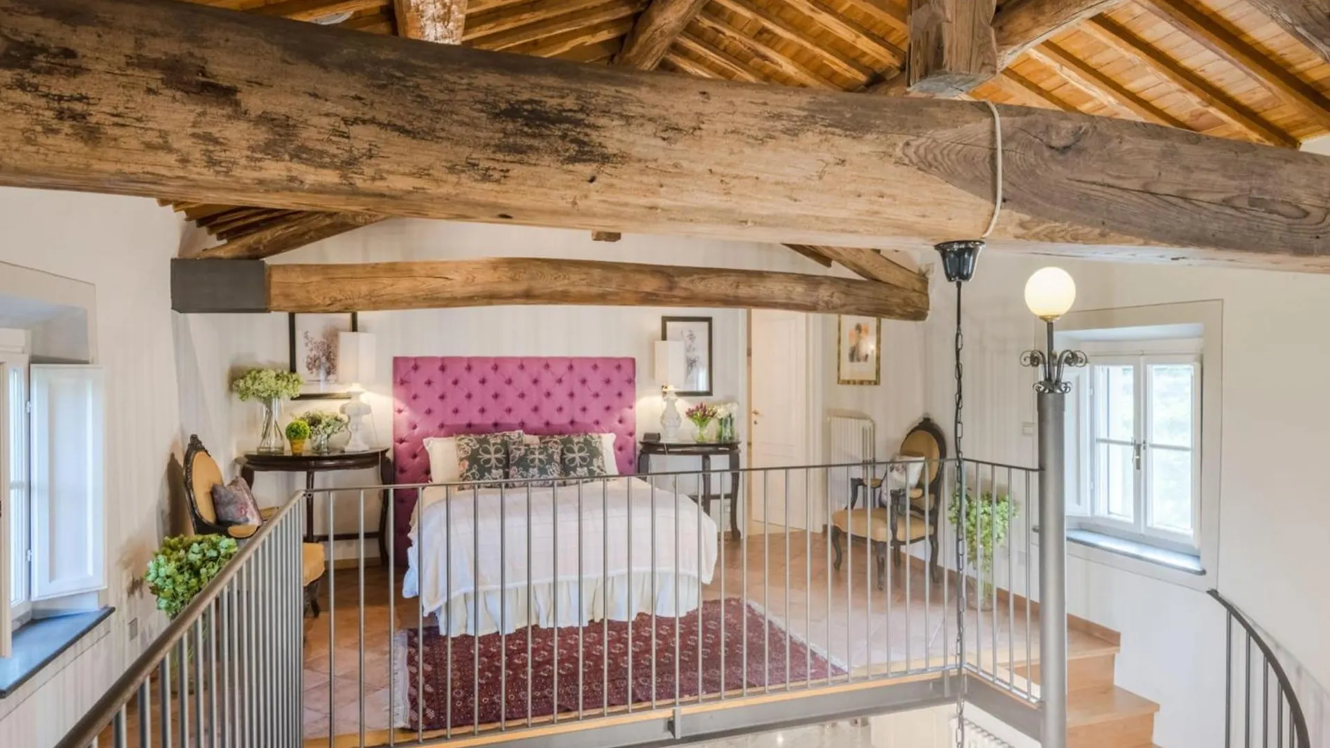 Βίλα Romantic Retreat In A Restored Church Λούκα